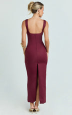 Benita Midi Dress - Scoop Neck Ruched Fitted Dress in Wine